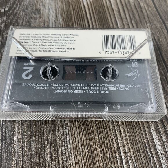 SOUL 2 SOUL Cassette Tape 80s Jazz Hip Hop KEEP ON MOVIN BACK TO LIFE - Picture 3 of 5